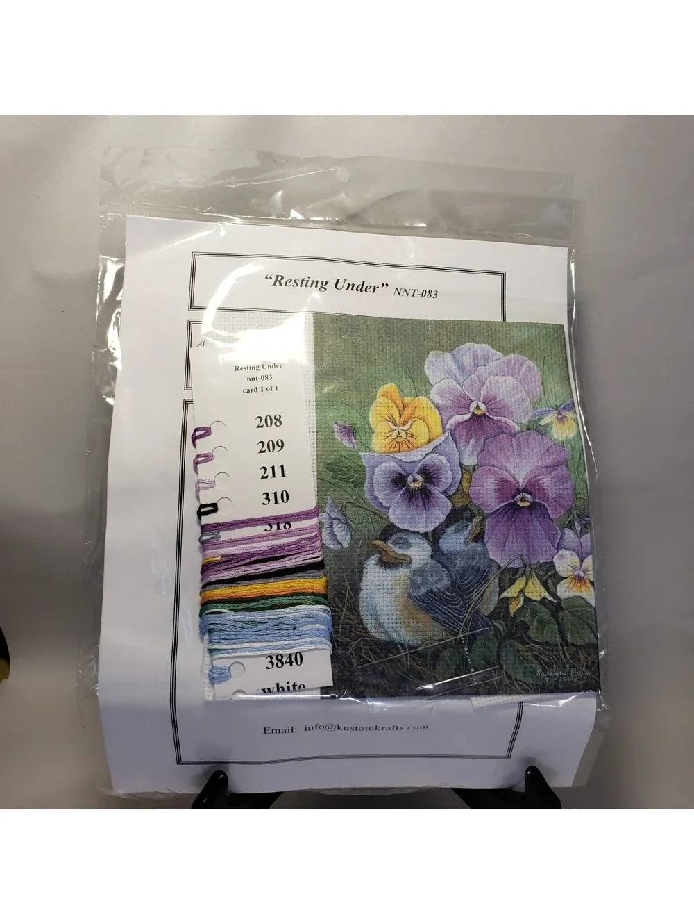 Near North Treasures Collection Cross Stitch Kit RESTING UNDER 2004 Pansy NEW